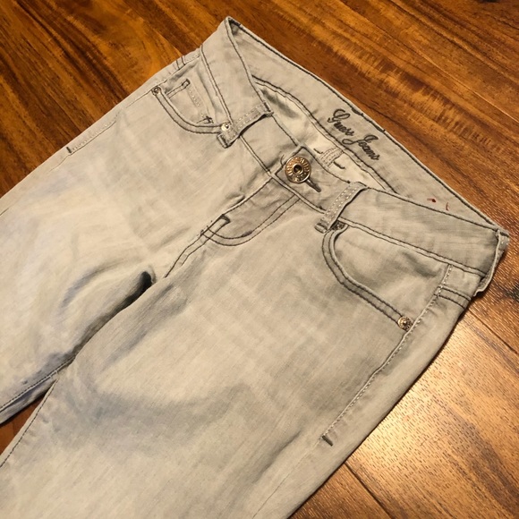 Guess Jeans. - Picture 3 of 6
